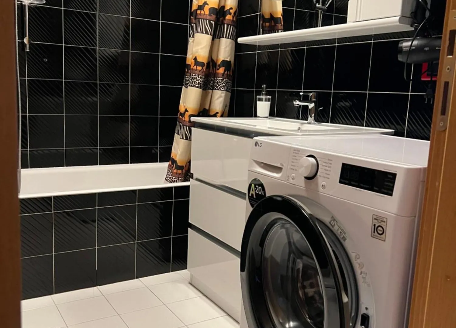 Vivi Il Triangolo - Centro Bergamo Self Check-In Apartment 0*,  Italy